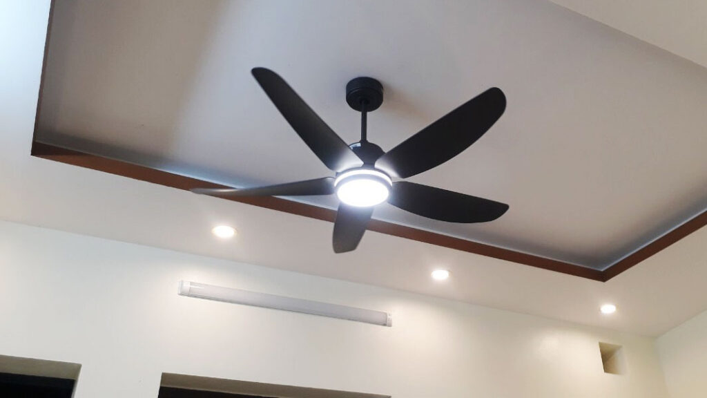 Lumino Light